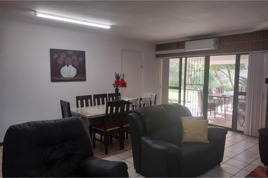 5 Bedroom Property for Sale in Porterville Western Cape